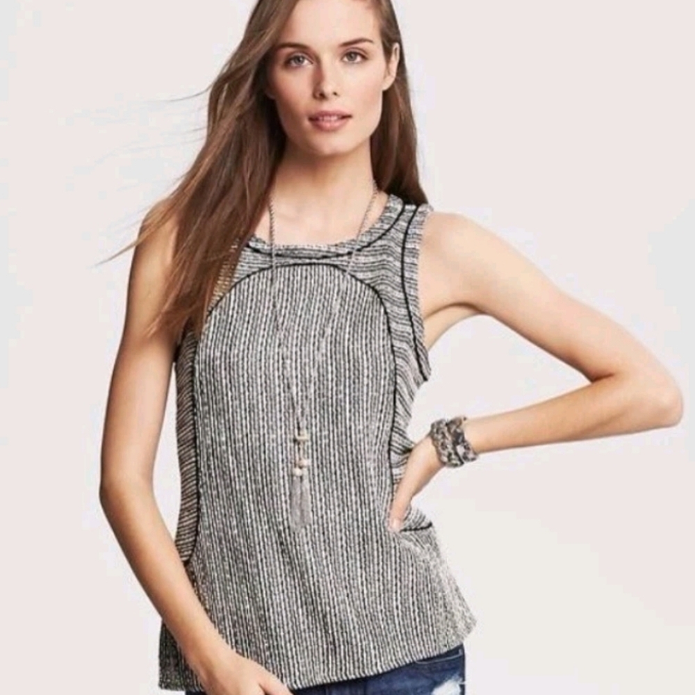 Banana Republic Sleeveless Piped Tweed Blouse